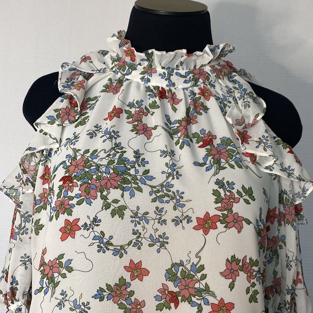 Max Studio Women’s Georgette Cold Floral Top Size XS NWT. - Picture 9 of 12